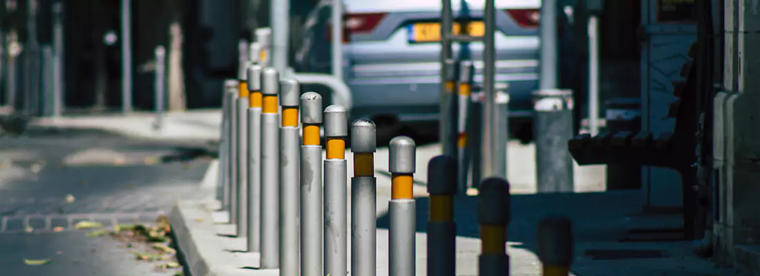 Safe and Convenient Retractable Barrier Column Systems for Properties in Apopka, FL